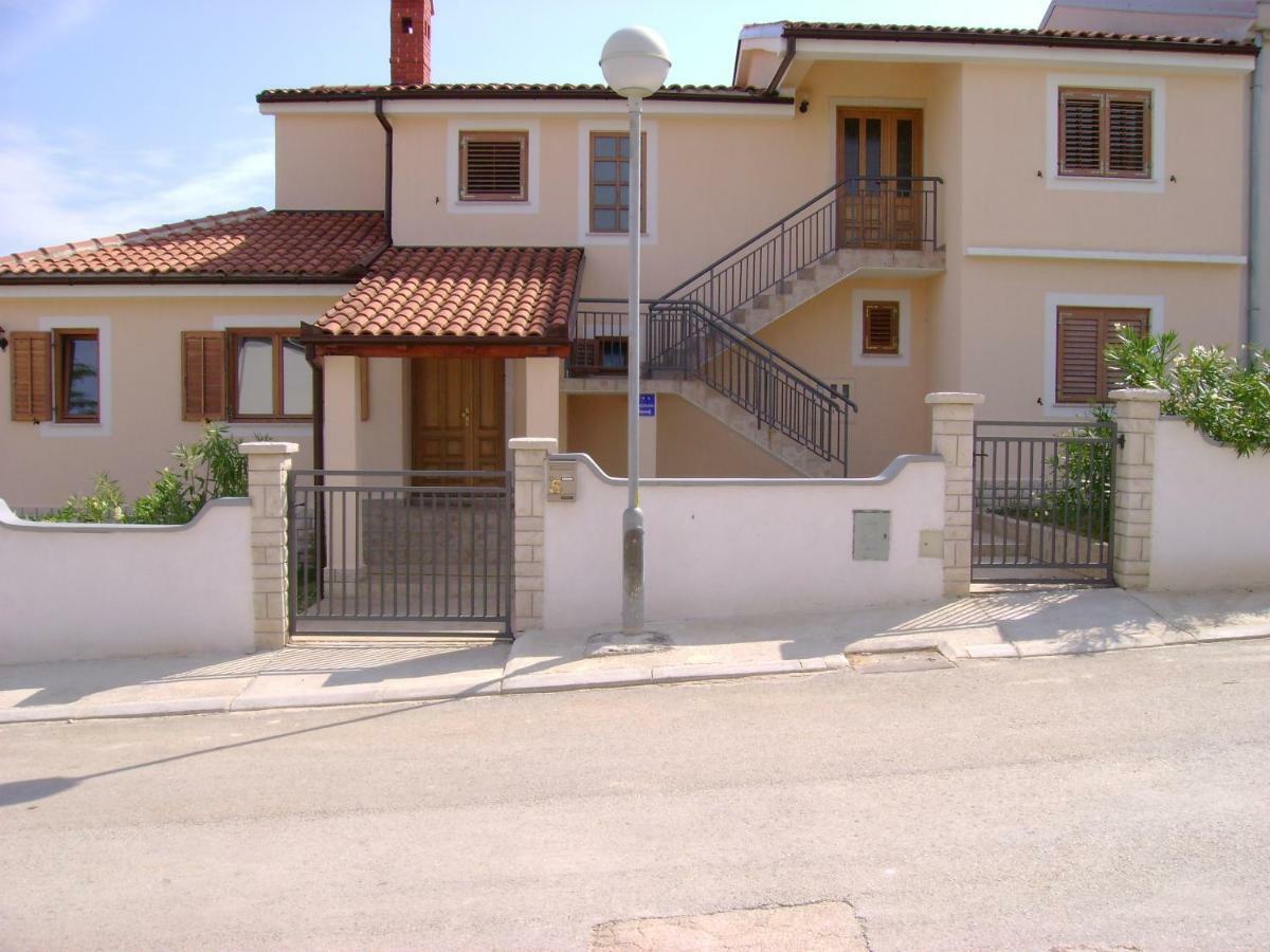 Villa Marianne Винкуран Екстериор снимка